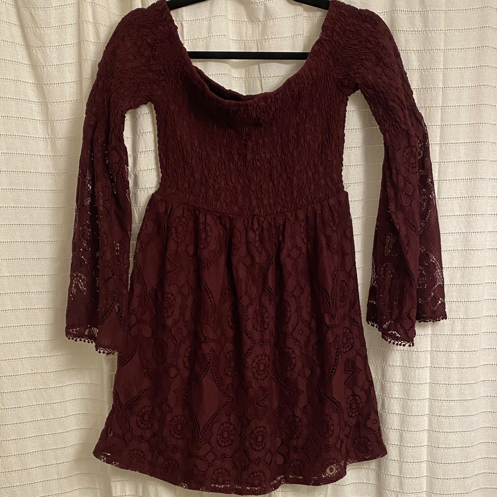 Xhilaration Xs burgundy babydoll top lace women floral stretchy fall school